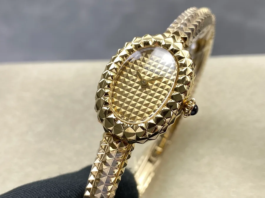 Cartier Baignoire Clou De Paris Mini Model 18K Gold Plating (Wrist Size 15, 16, 17cm) Super Clone Watch - Angle 3 - Jack Watches USA