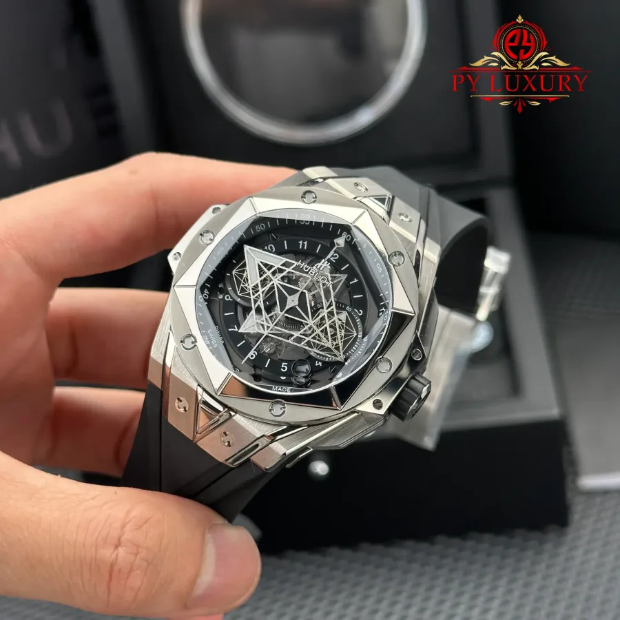 Hublot Big Bang Sang Bleu II Titanium Black Dial Rubber Strap 45mm Super Clone Watch - Angle 3 - Jack Watches USA