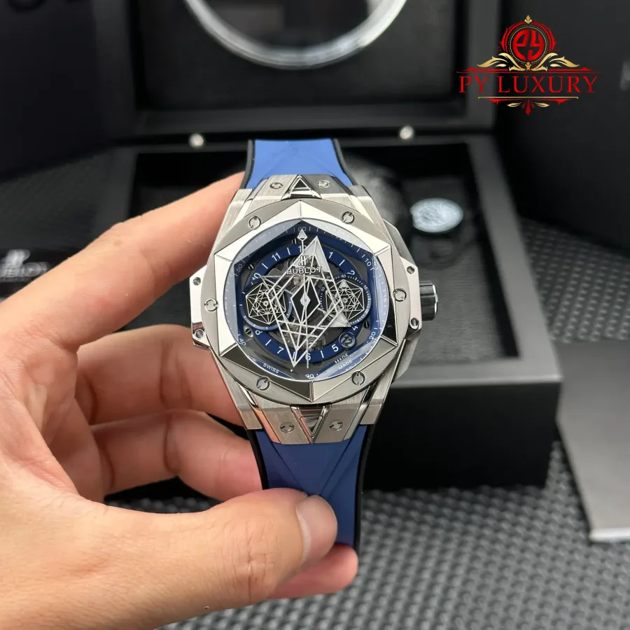 Hublot Big Bang Sang Bleu II Titanium Blue Rubber Strap 45mm