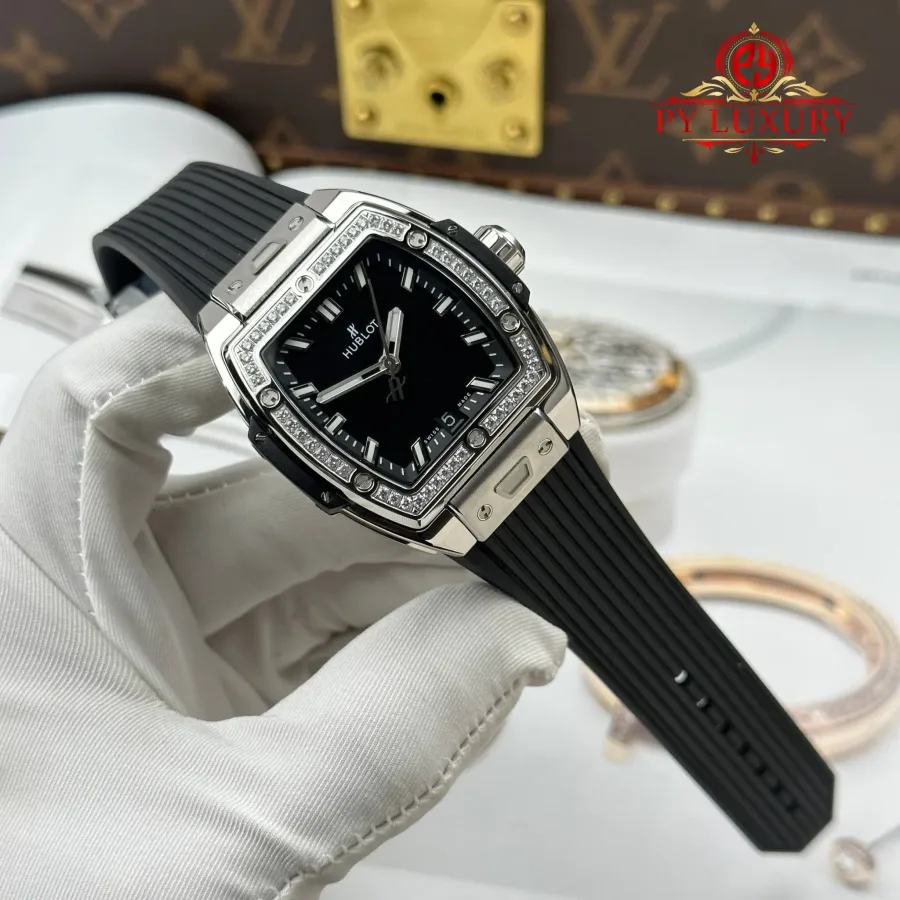 Hublot Spirit of Big Bang Titanium Diamonds Black Dial Rubber Strap Replica 39mm Super Clone Watch - Angle 3 - Jack Watches USA
