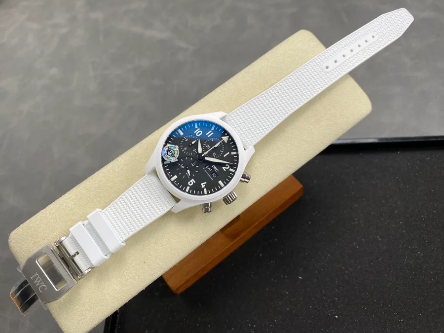 IWC Pilot Chronograph IW389105 TOP GUN Edition “Lake Tahoe” White Ceramic APSF 44.5mm