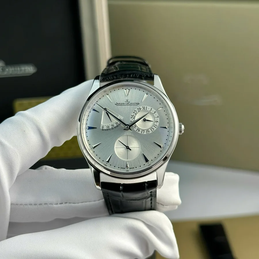Jaeger-LeCoultre Master Ultra Thin Reserve De Marche Q1378420 Silver Dial Leather Strap 39mm