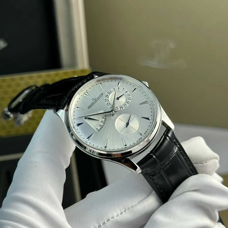 Jaeger-LeCoultre Master Ultra Thin Reserve De Marche Q1378420 Silver Dial Leather Strap 39mm Super Clone Watch - Angle 3 - Jack Watches USA