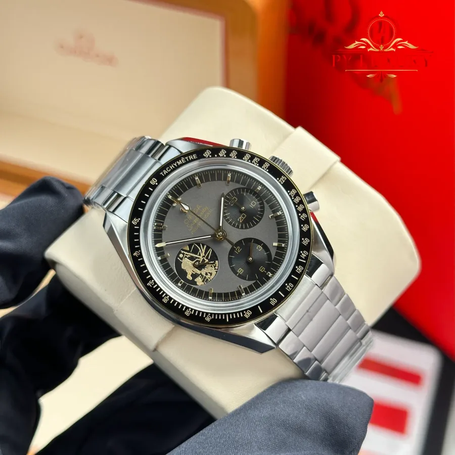 Omega Speedmaster Moonwatch Apollo 11 50th Anniversary 42mm