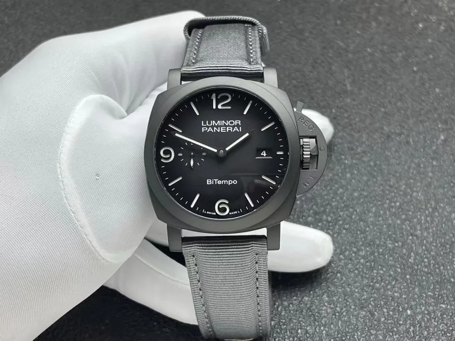 Panerai Luminor BiTempo Titanium DLC New York PAM1467 Black Dial 44mm