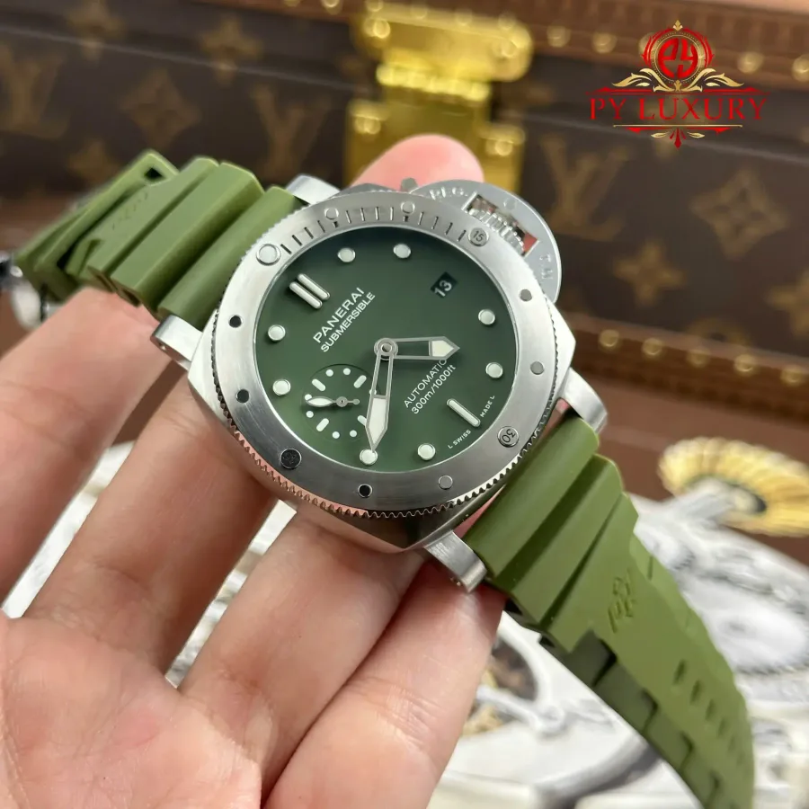 Panerai Luminor Submersible PAM1055 Verde Militare Limited 42mm Super Clone Watch - Angle 2 - Jack Watches USA