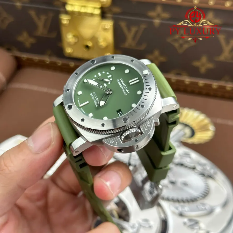 Panerai Luminor Submersible PAM1055 Verde Militare Limited 42mm Super Clone Watch - Angle 3 - Jack Watches USA