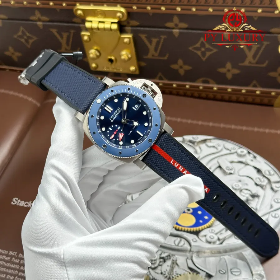 Panerai Submersible GMT Luna Rossa Titanio PAM01507 Blue Dial Rubber Strap 42mm Super Clone Watch - Angle 2 - Jack Watches USA
