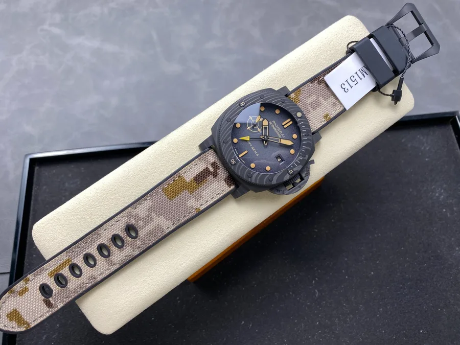Panerai Submersible QuarantaQuattro GMT Navy SEALs Carbotech PAM1513 Black Dial 44mm
