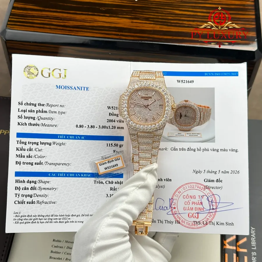 Patek Philippe Nautilus 5711 Custom Iced Out Moissanite 18K Rose Gold Plating 40mm