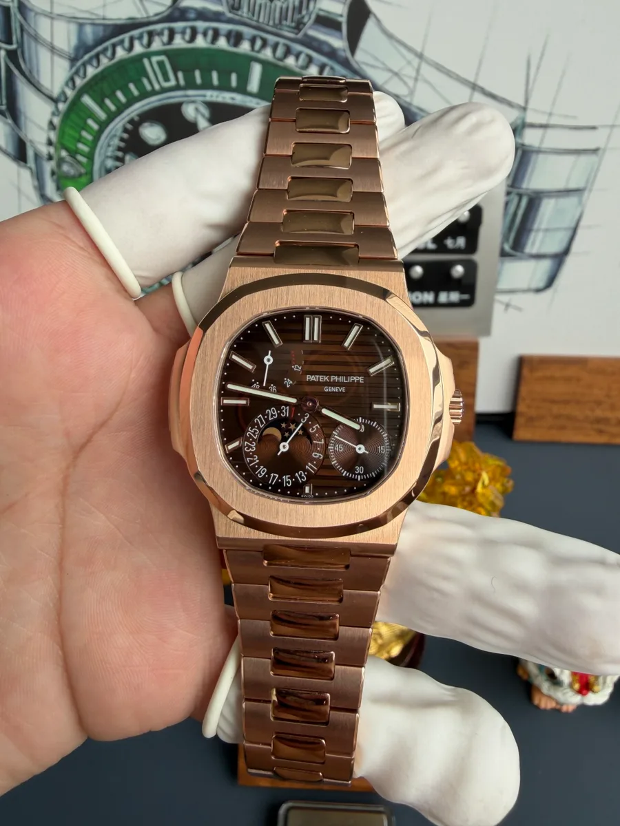 Patek Philippe Nautilus 5712/1R-001 Brown Dial 18K Rose Gold Plating Gained Weight 195g UMIF 40mm