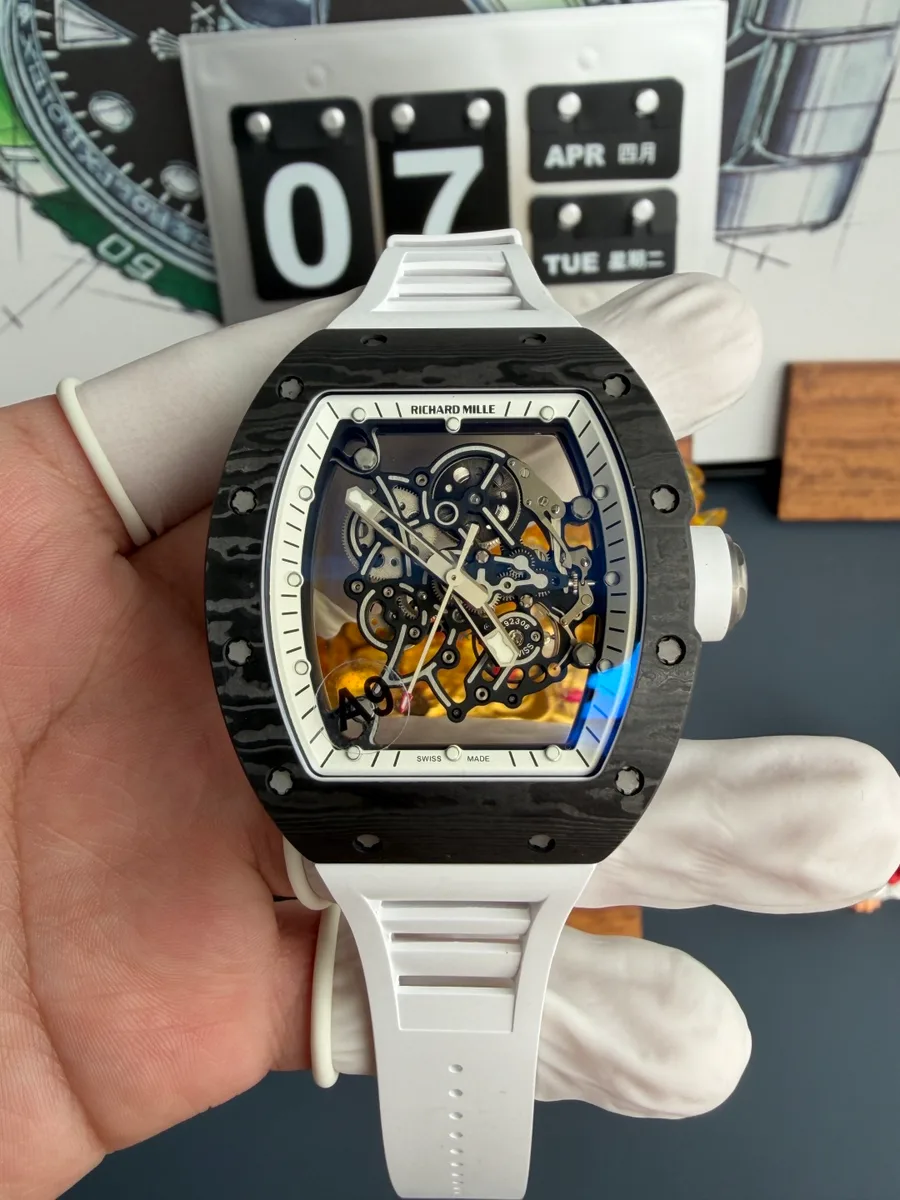 Richard Mille RM055 Bubba Watson White Legend Carbon NTPT Vaucher Movement A9 Factory 42.7mm x 49.9mm