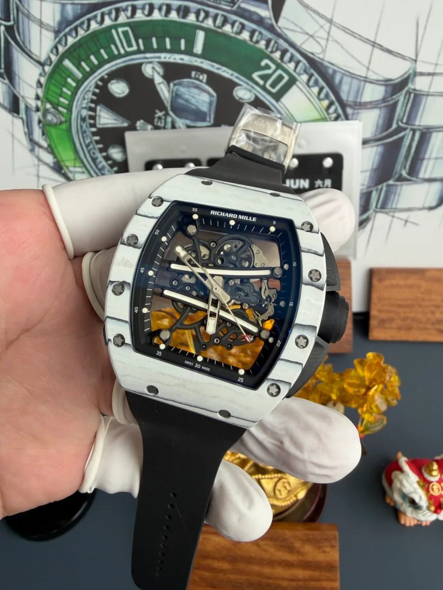 Richard Mille RM61-01 Yohan Blake Ultimate Edition Vaucher Movement A9F 42.7mm x 50.23mm Super Clone Watch - Angle 2 - Jack Watches USA