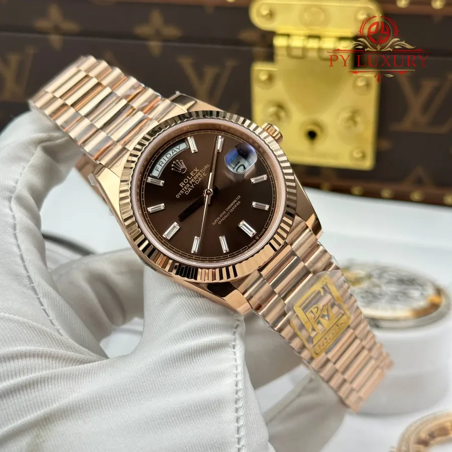 Rolex Day-Date 228235-0003 Rose Gold Chocolate Diamond-set Dial Gained Weight 210g Factory 40mm Super Clone Watch - Angle 2 - Jack Watches USA