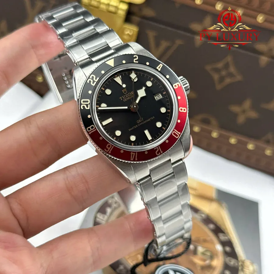 Tudor Black Bay 58 GMT Steel Black Burgundy 41mm Super Clone Watch - Angle 2 - Jack Watches USA