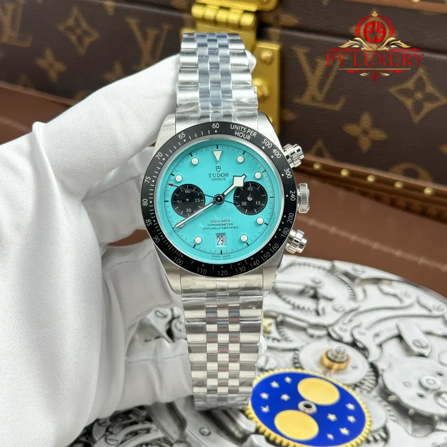 Tudor Black Bay Chrono M79360N Turquoise Dial Jubilee Bracelet 41mm