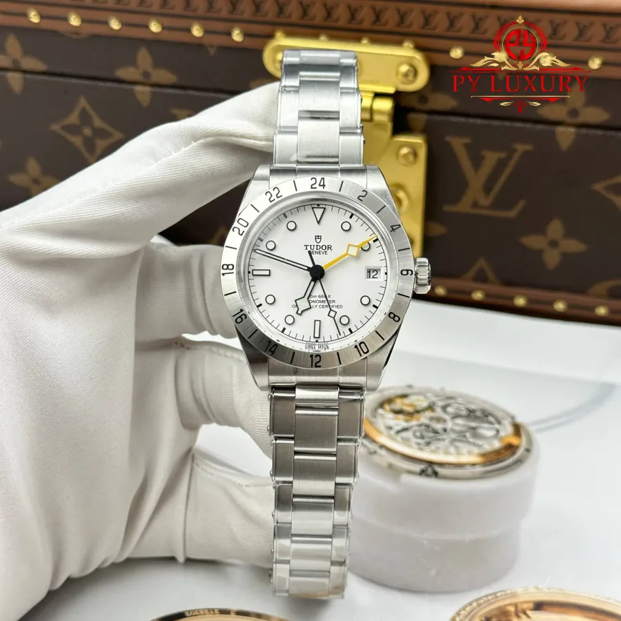 Tudor Black Bay Pro 79470-0004 GMT White Dial 39mm