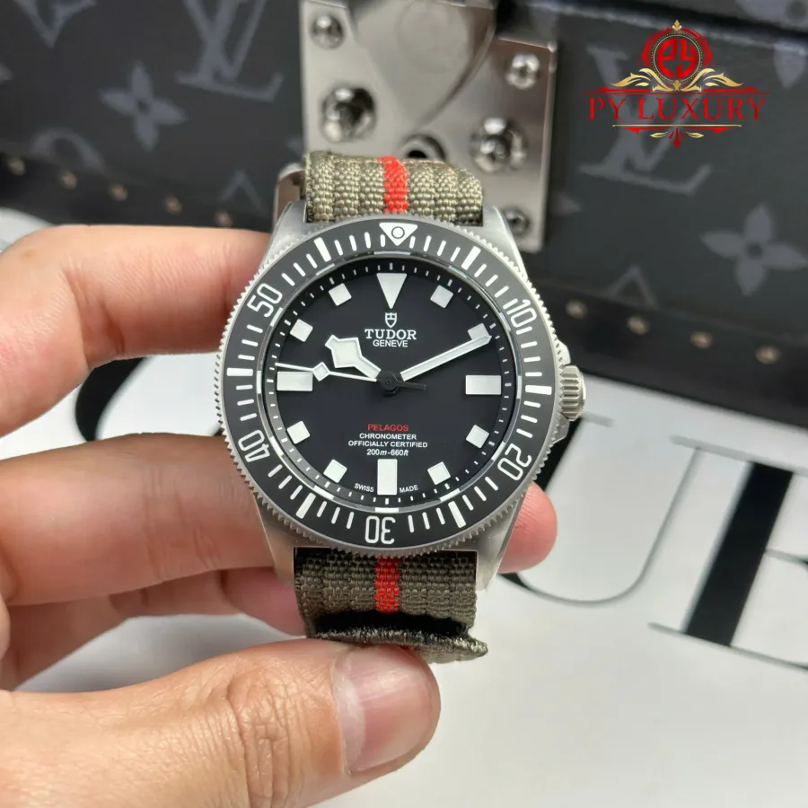 Tudor Pelagos FXD M25717N-0001 Titanium Black Dial Green Fabric Strap 42mm