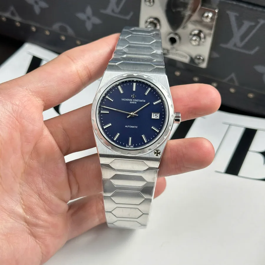 Vacheron Constantin Historiques 222 Blue Dial 37mm