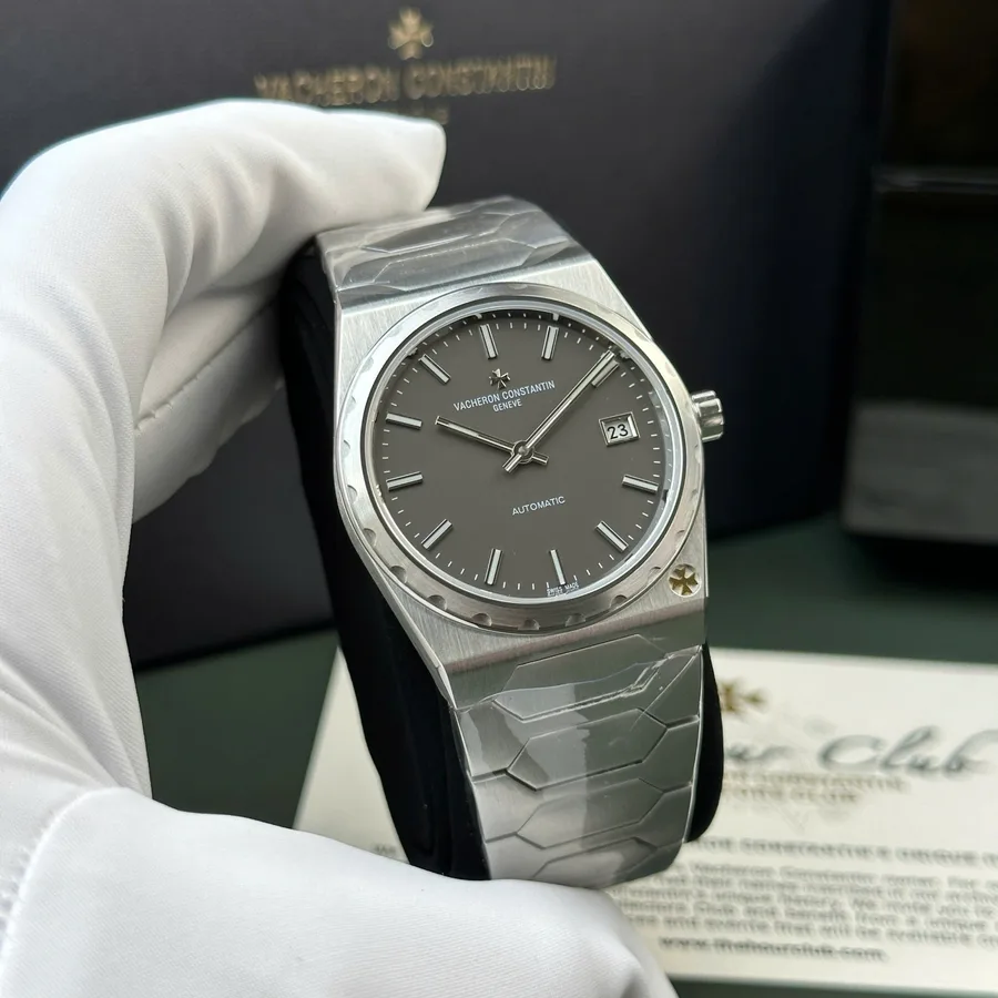 Vacheron Constantin Historiques 222 Grey Dial 37mm Super Clone Watch - Angle 3 - Jack Watches USA