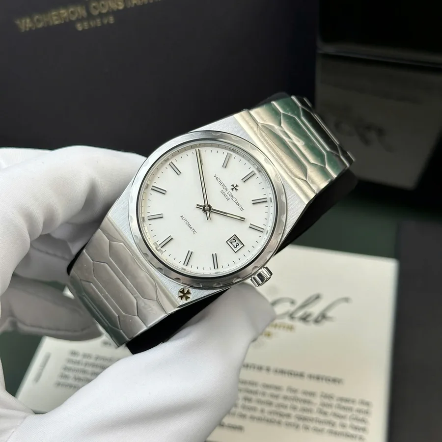 Vacheron Constantin Historiques 222 White Dial 8+ Factory 37mm Super Clone Watch - Angle 2 - Jack Watches USA
