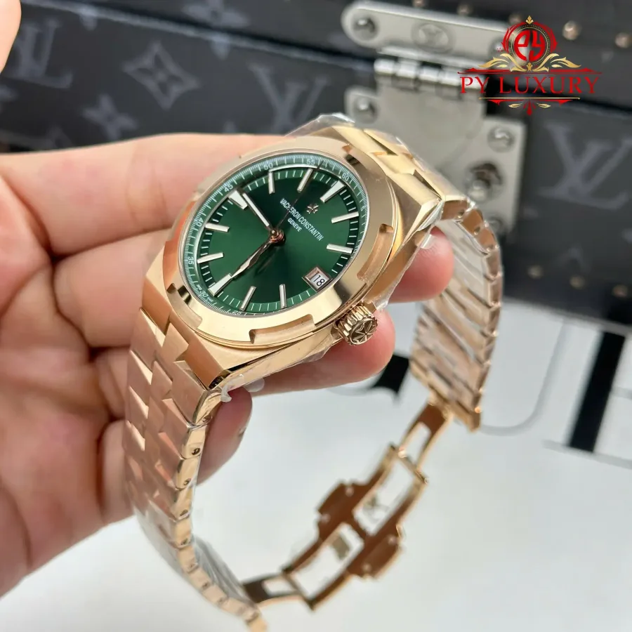 Vacheron Constantin Overseas 4500V Rose Gold Green Dial 41mm Super Clone Watch - Angle 3 - Jack Watches USA