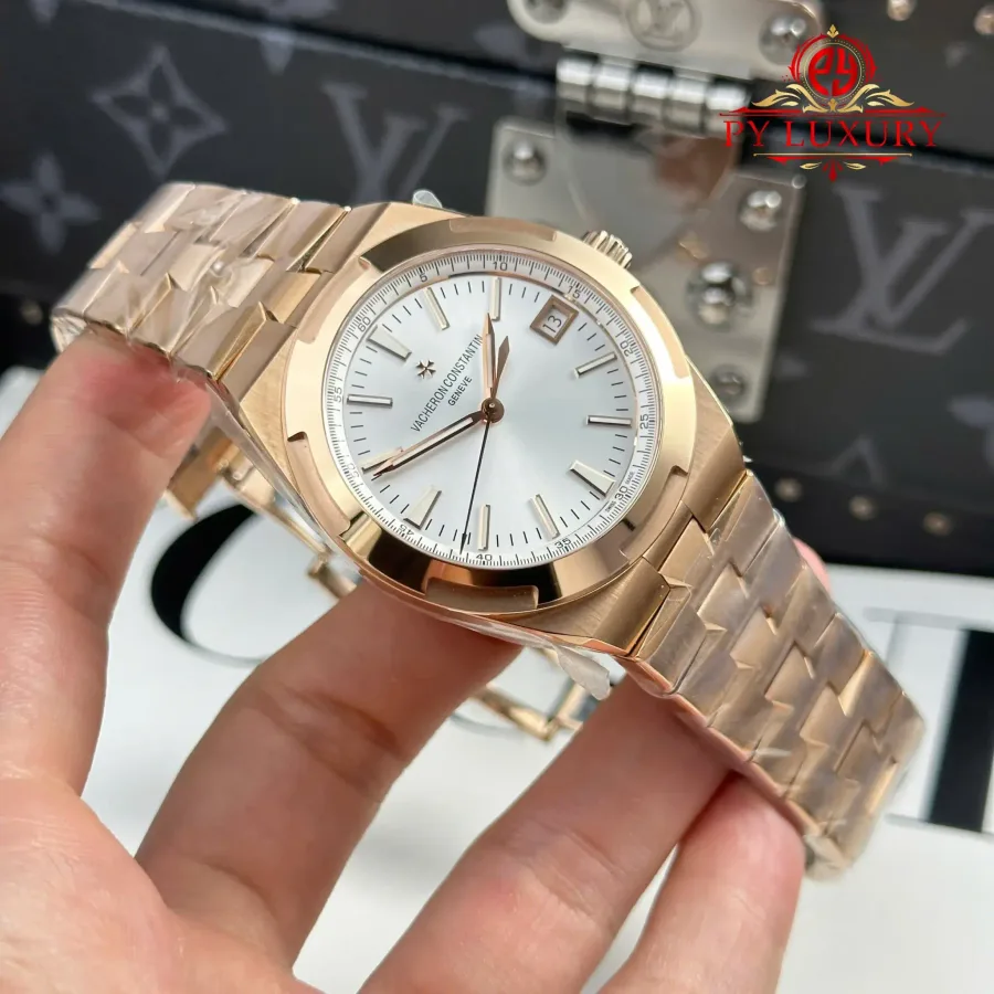 Vacheron Constantin Overseas 4500V Rose Gold Silver Dial 41mm Super Clone Watch - Angle 3 - Jack Watches USA
