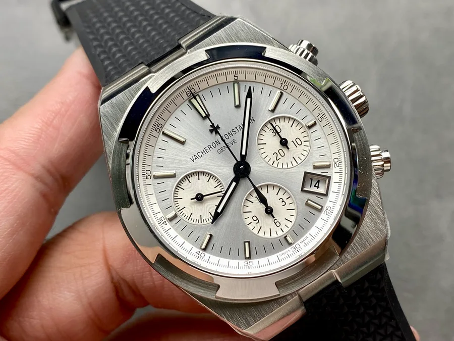 Vacheron Constantin Overseas 5500V Chronograph Silver Dial Black Rubber Strap Replica 8F 42.5mm Super Clone Watch - Angle 2 - Jack Watches USA