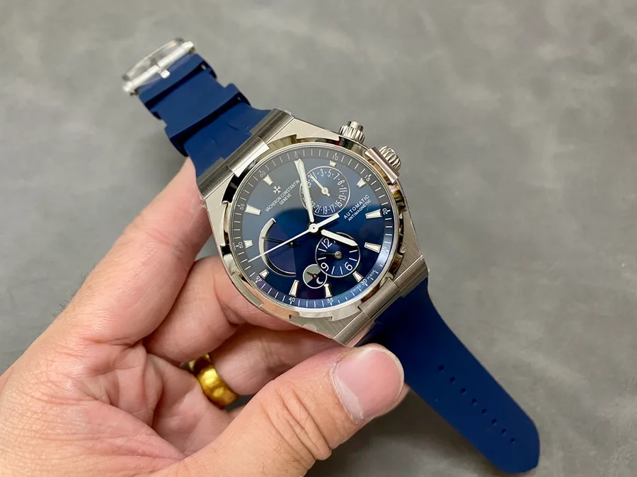 Vacheron Constantin Overseas Dual Time 47450/000A-9039 Blue Dial Rubber Band Replica TWF 42mm