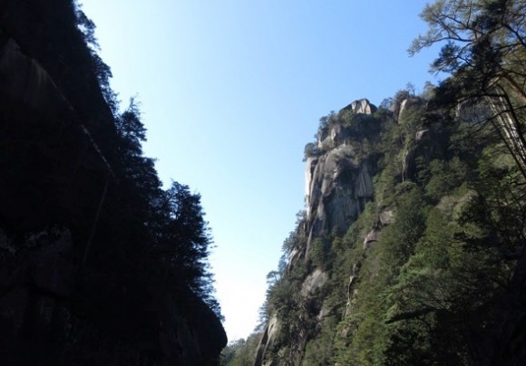 https://res.cloudinary.com/vdeep/image/upload/v1753866270/articles/kofu-shosenkyo6-580x404_euwtqq.jpg