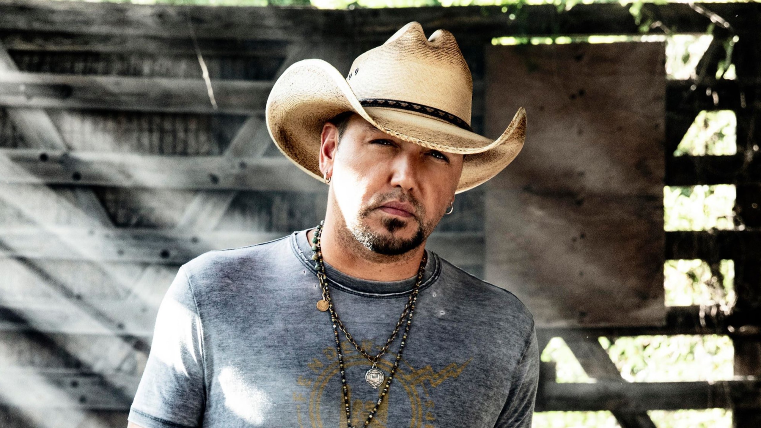 Jason Aldean Jason Aldean LIVE From The Bonnaroo Farm Veeps