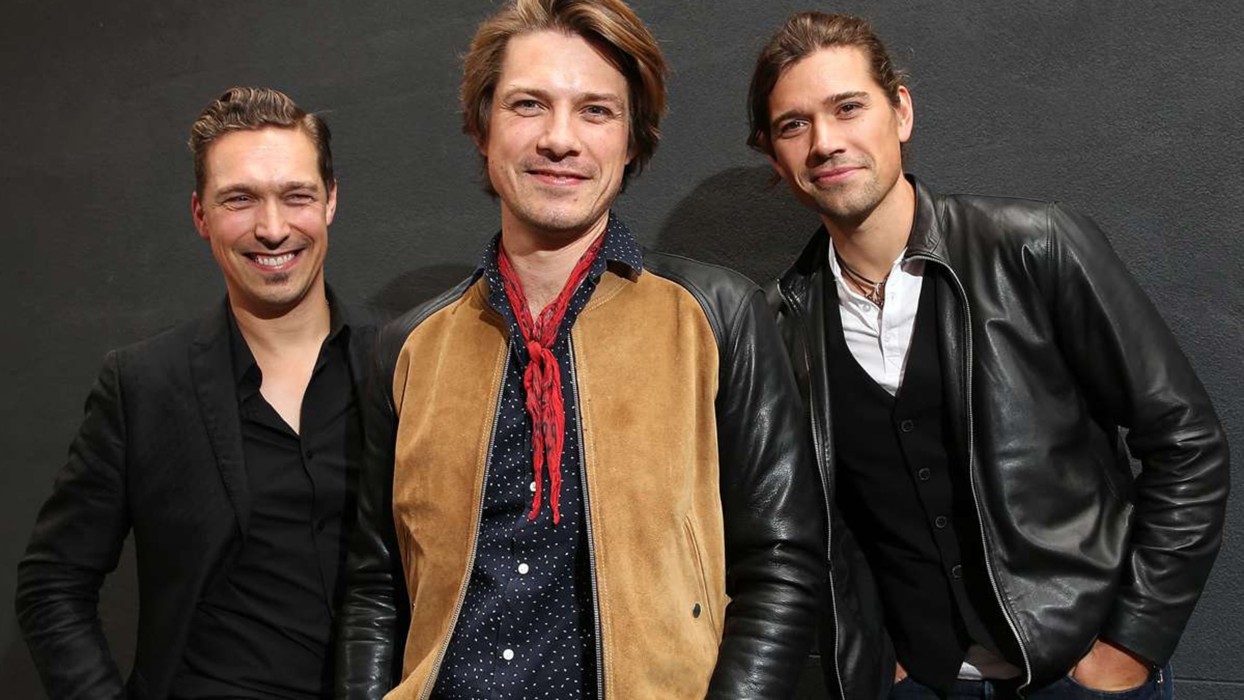HANSON - A Session With Hanson at HQ - VEEPS