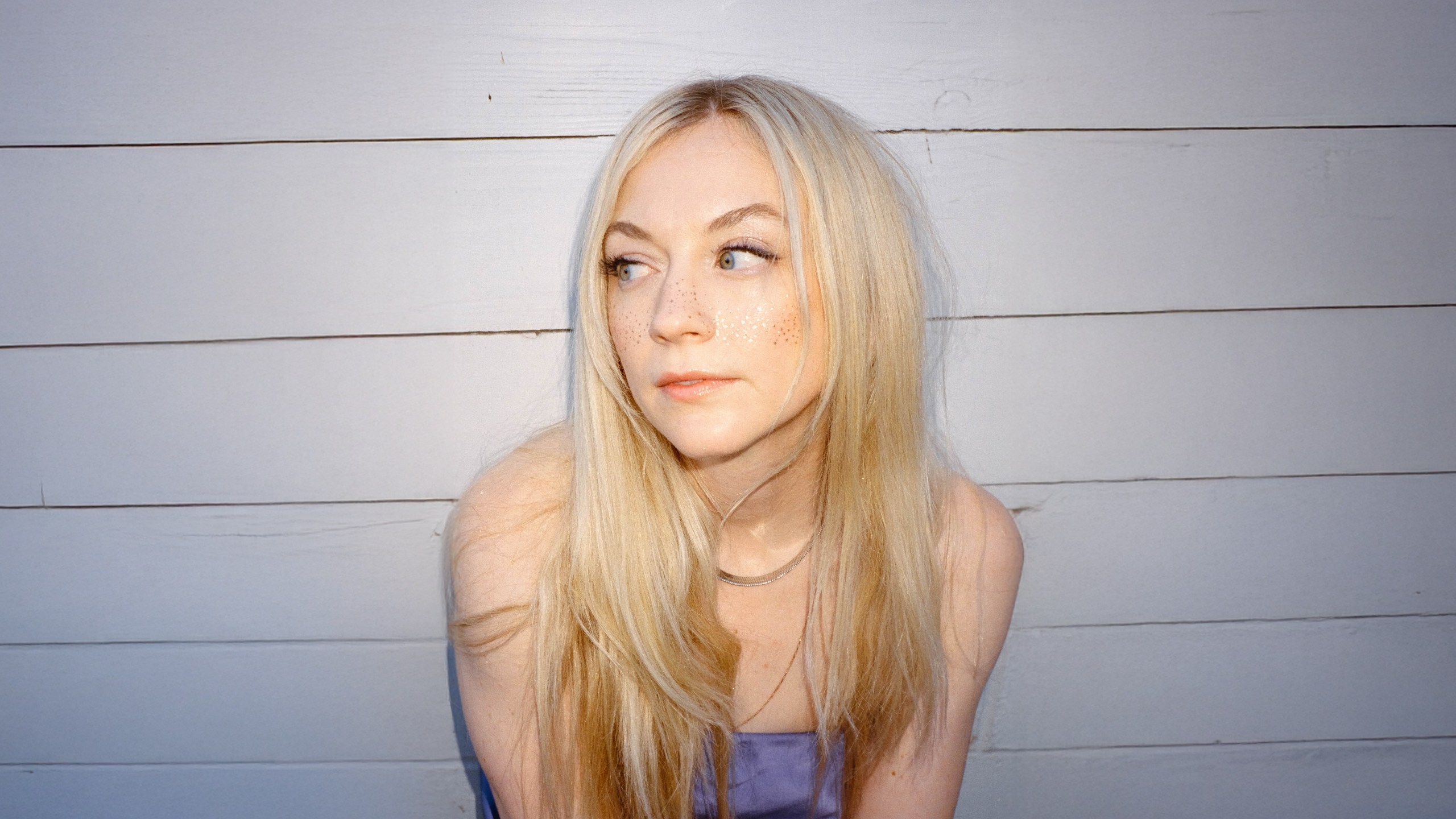 Emily Kinney Livestreams - VEEPS