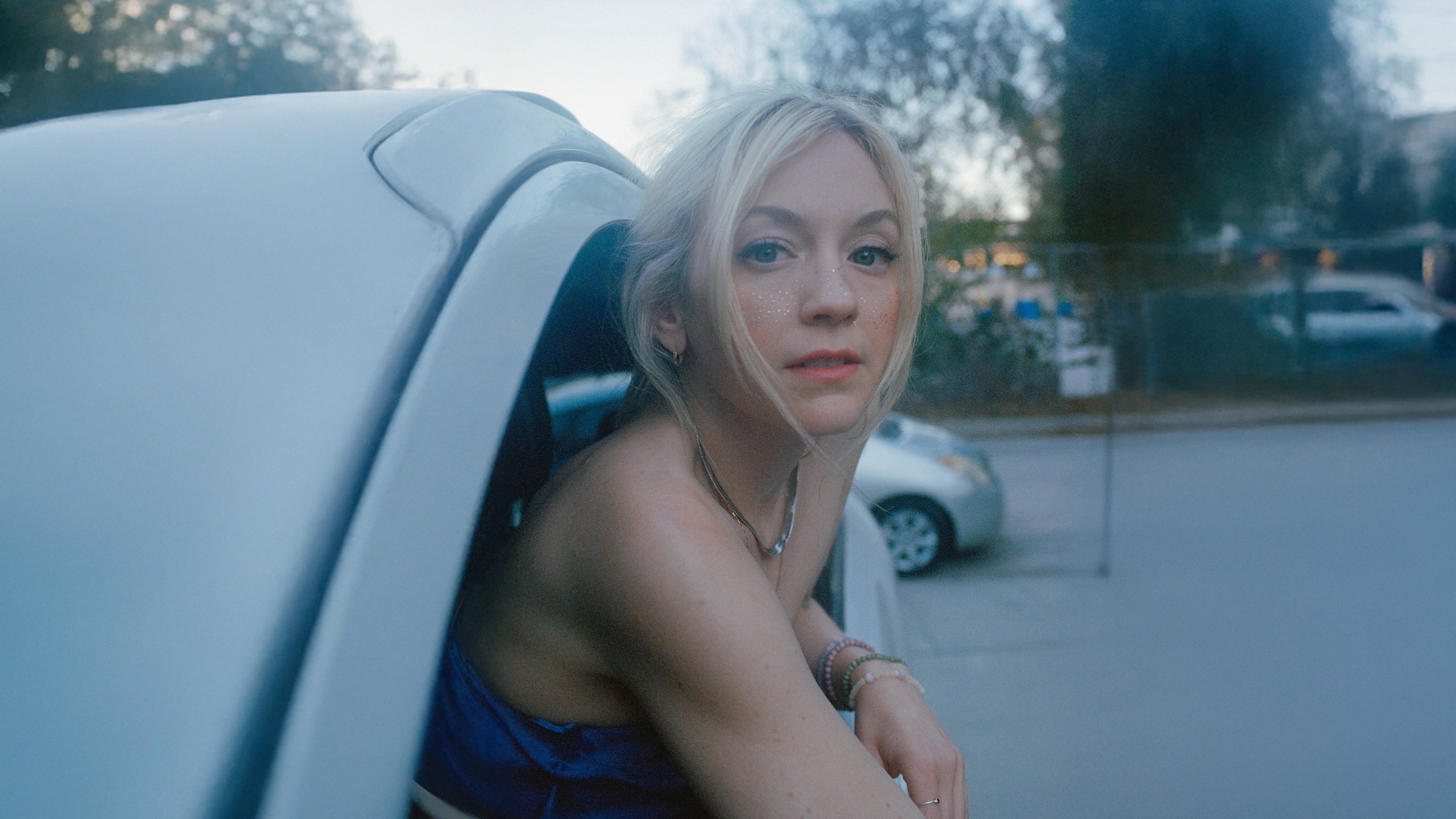 Emily Kinney - The Summer Series: Part 4 - VEEPS