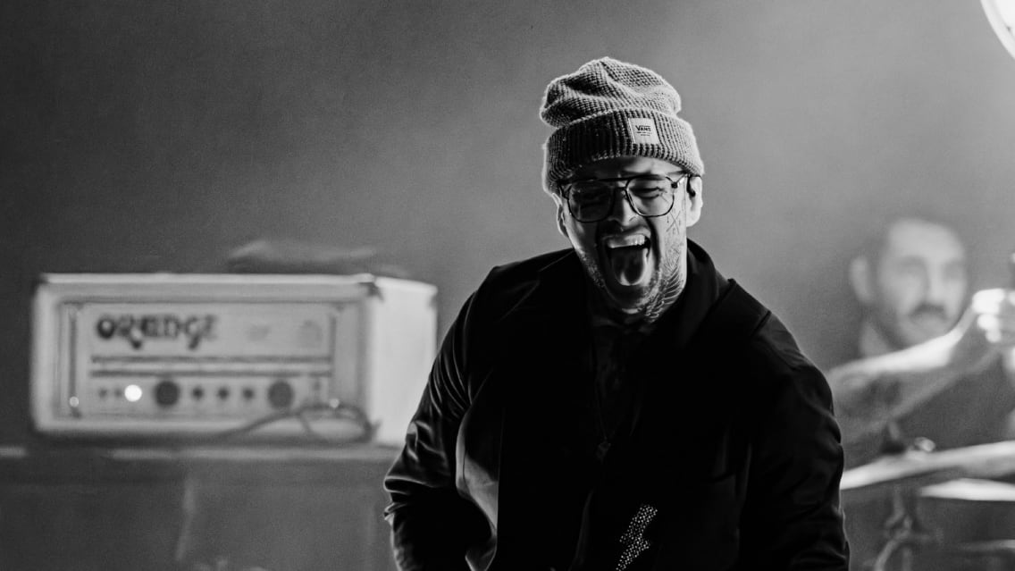 'Mister Asylum' Live From Nashville