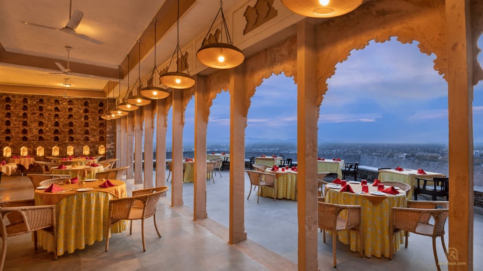 Arched dining terrace at Neemrana Fort-Palace
