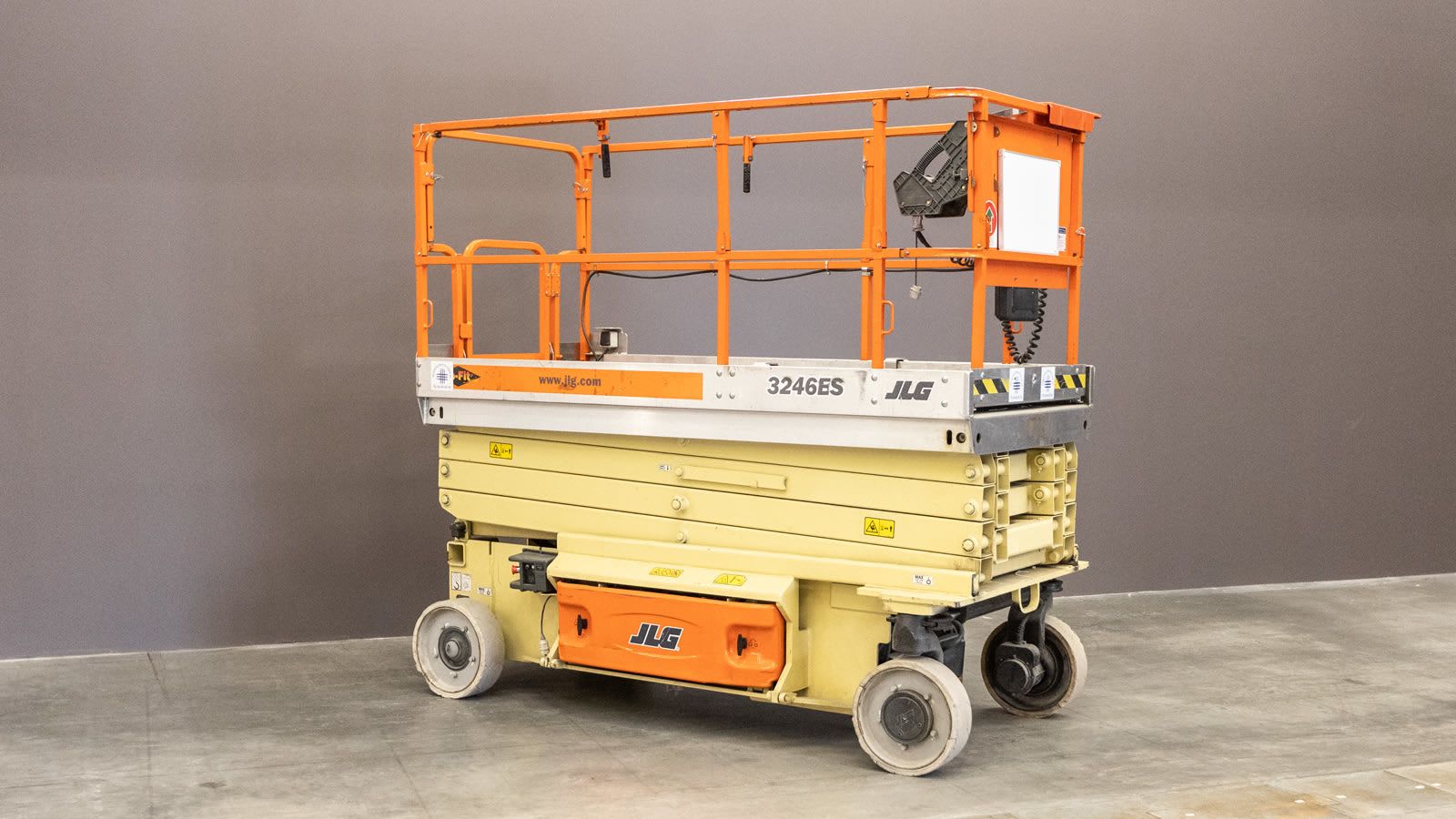 Hourly hire of scissors lift with operator.