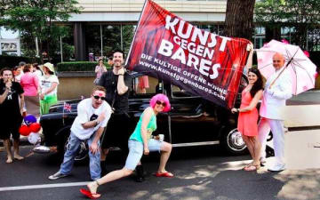 Kunst gegen Bares im Artheater