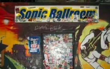 Dichterkrieg im Sonic Ballroom