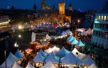 Kölner Hafen-Weihnachtsmarkt am Schokoladenmuseum vom 23.11.-23.12.2018