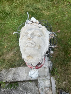 Hommage to Alenka Kham Pičman and Koyo Kouoh 