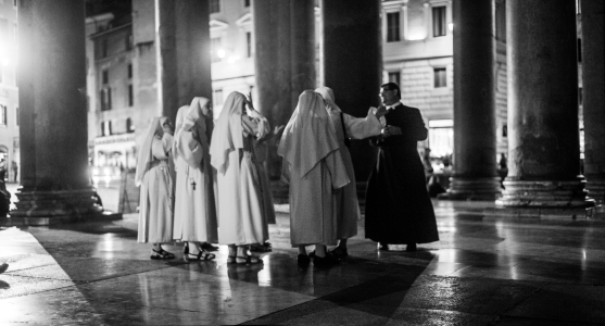 Entourage al Pantheon [EAP001-150]
