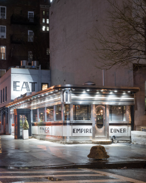 Empire Diner, Light On NYC