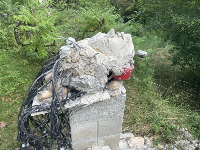 Hommage to curator Koyo Kouoh and artist Alenka Kham Pičman (+10.5.,+ 23.5.2025)