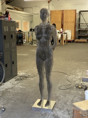 Wächterin lebensgroß (Female Sentinel life-size) 