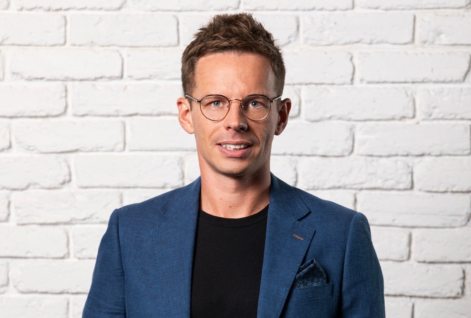 How To Hire Fast: We Hired a VP of Sales in 48 hours Without Compromise