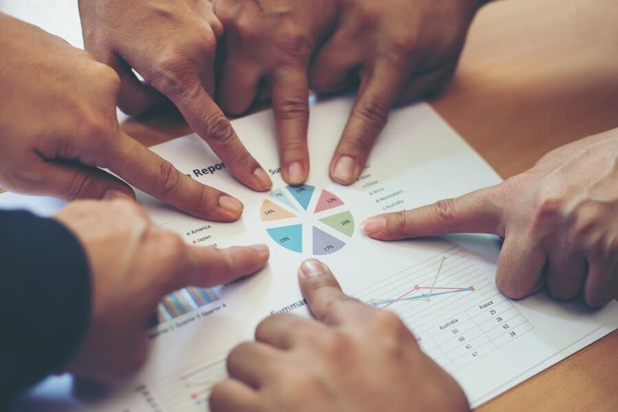 strategy-statistics-human-professional-group_1150-1643.jpg