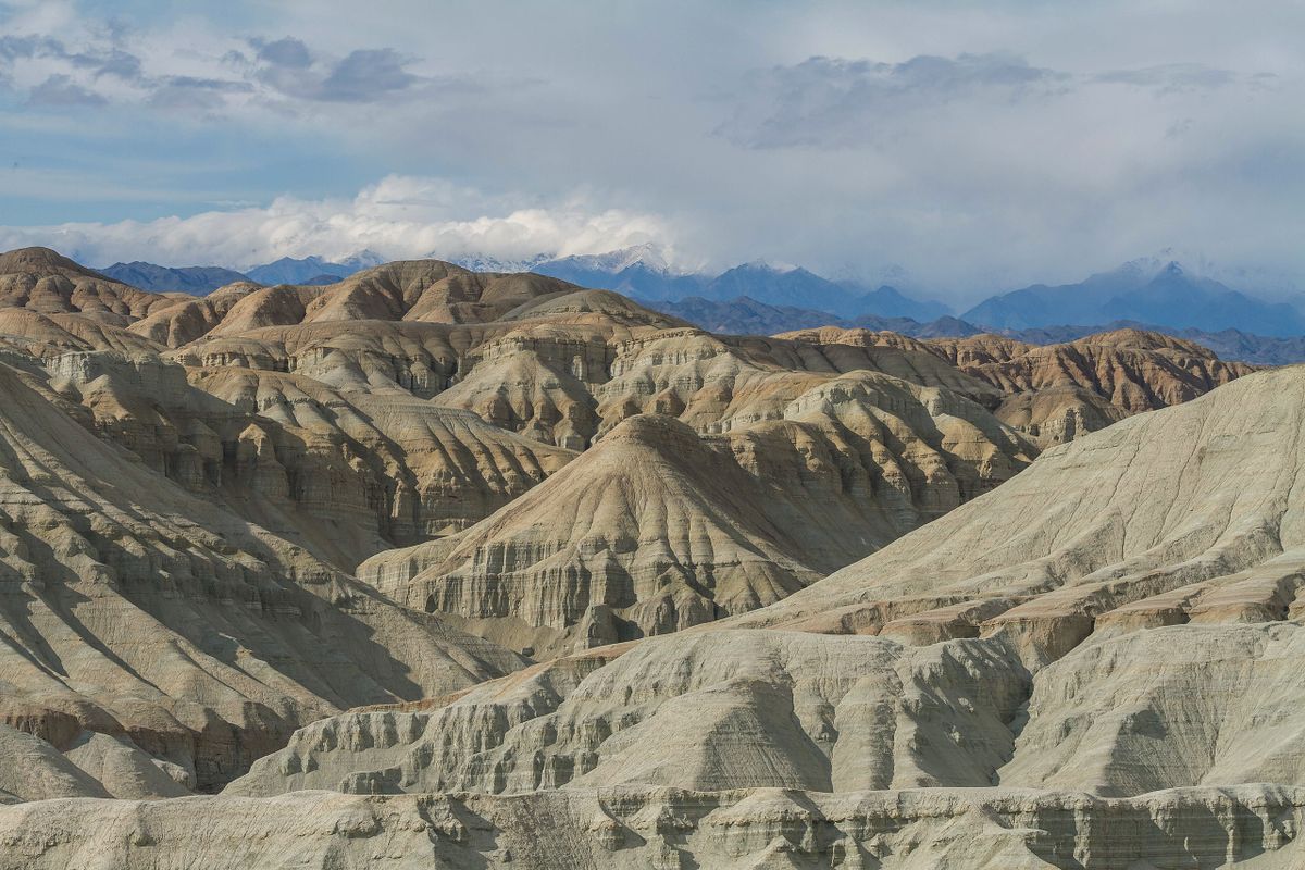 aktau-mountains-01