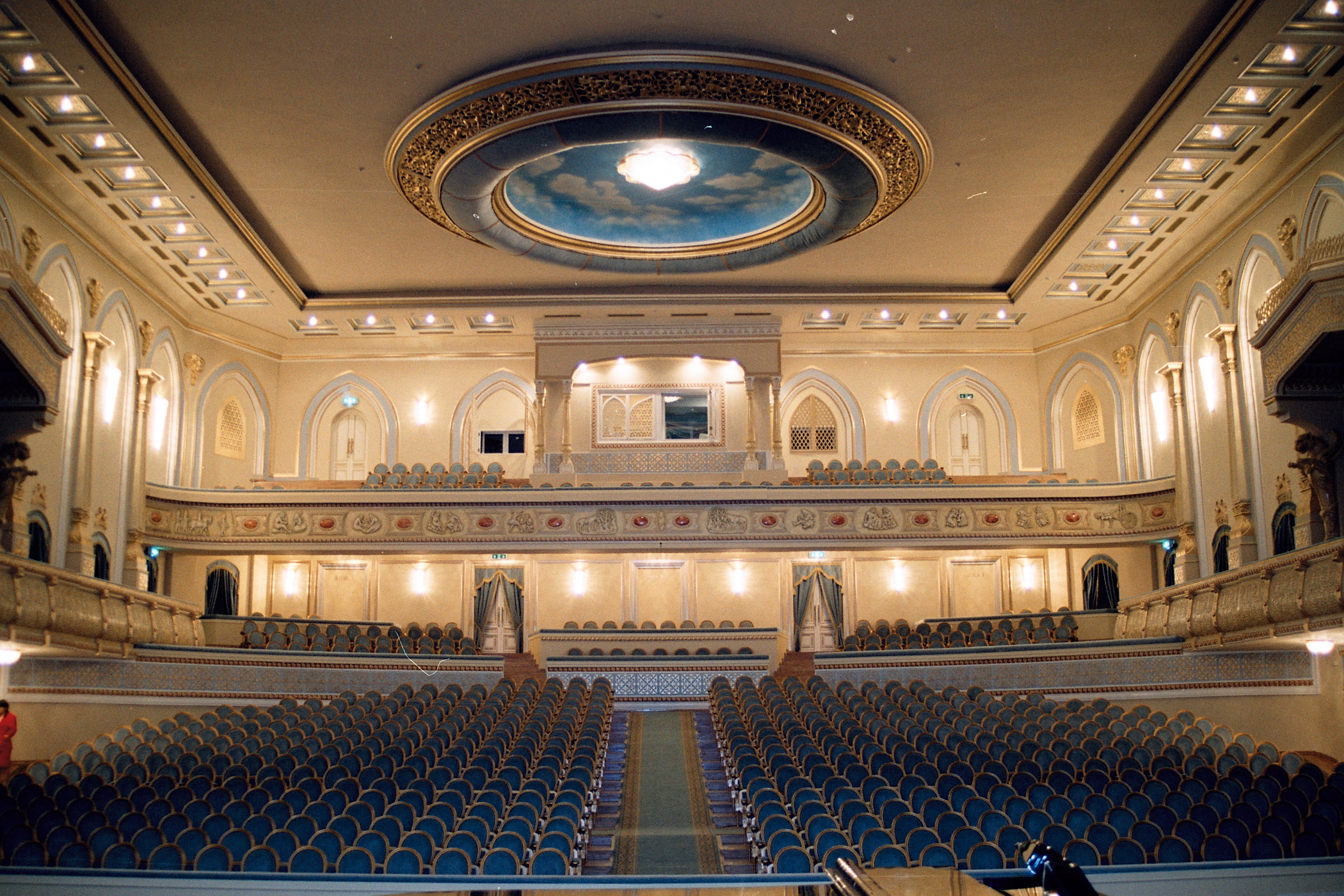 almaty-opera-house-01