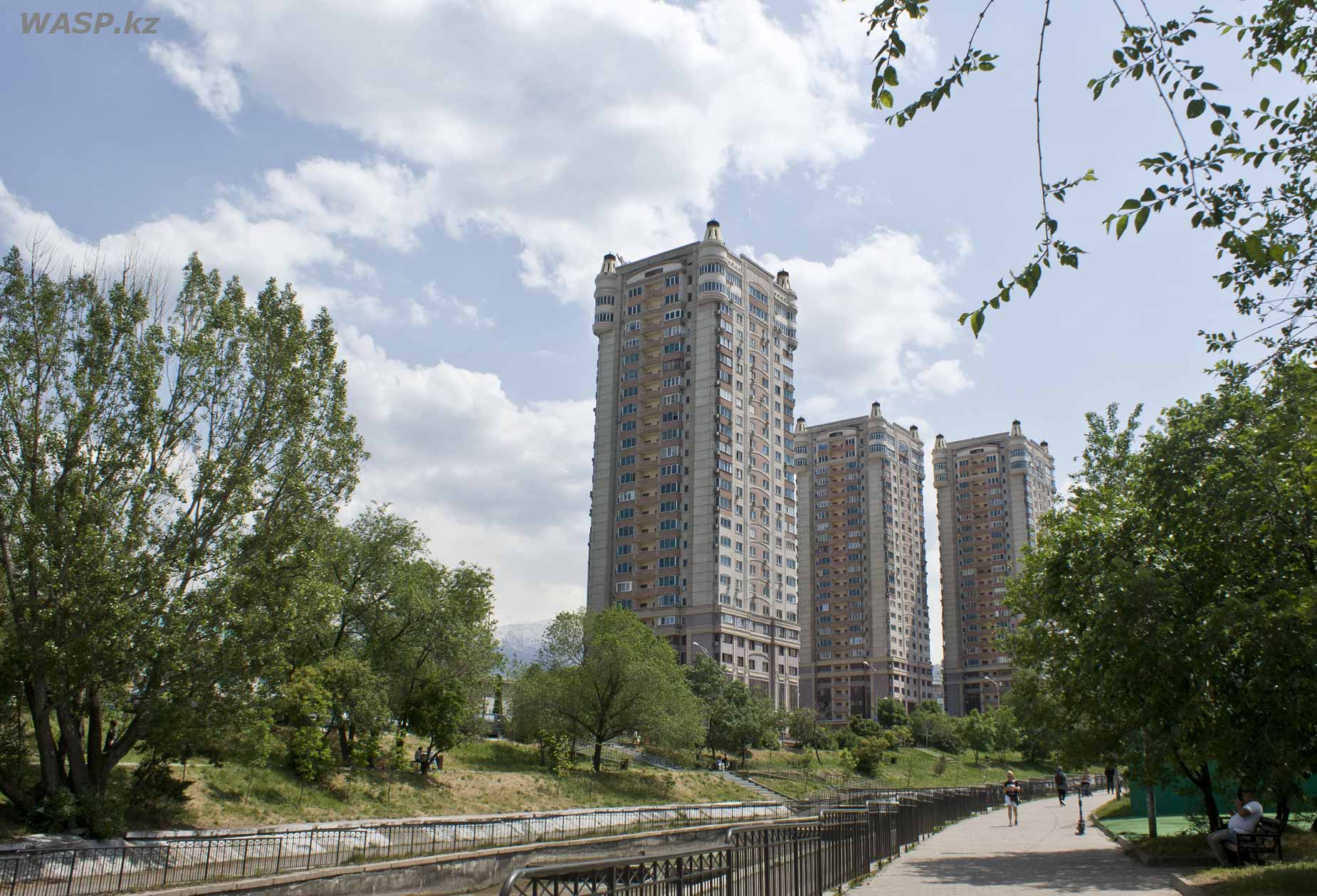 almaty-river-promenade-06